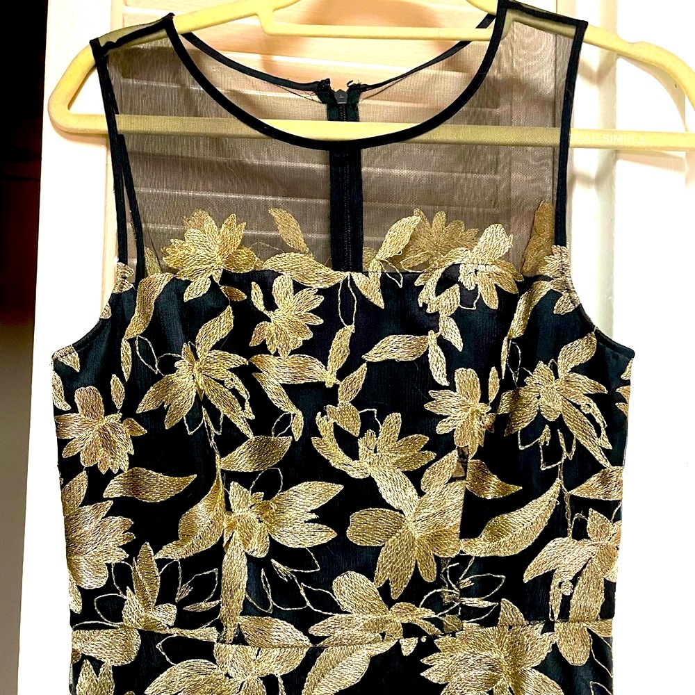 BLACK AND GOLD EMBROIDERED EVENING DRESS ZIP BACK 2 SLIPS SILK W FLOWING BOTTOM